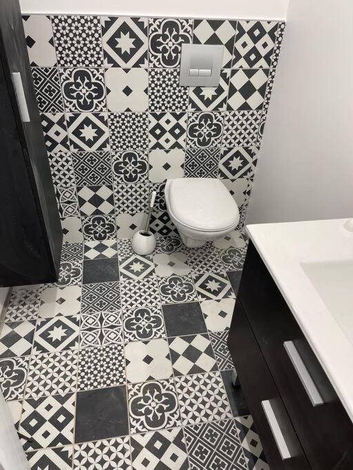 Appart 2 Pieces 35M2,Centre Ville, Parking Gratuit Bourges Ngoại thất bức ảnh